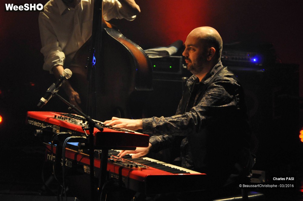 10/38 photos du spectacle Charles Pasi