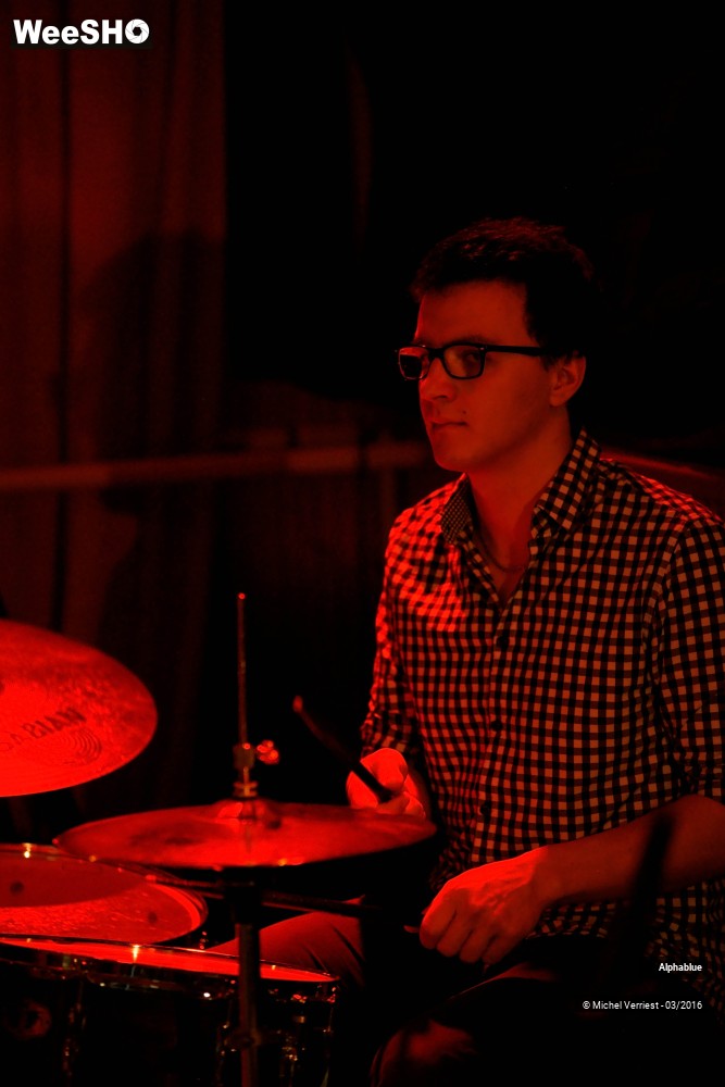 21/25 photos du spectacle Alphablue