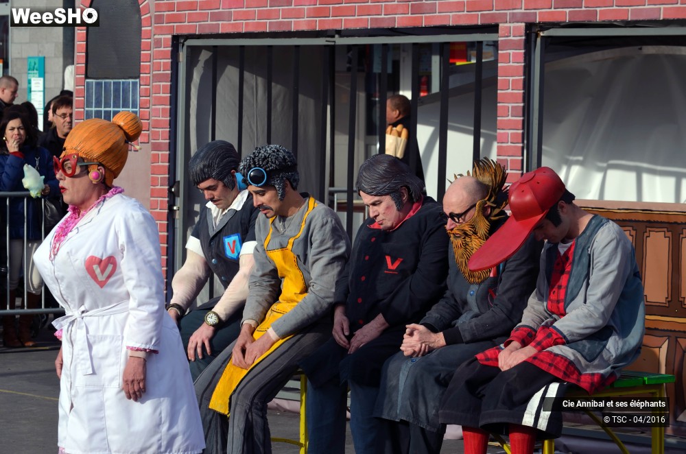 1/30 photos du spectacle Economic strip