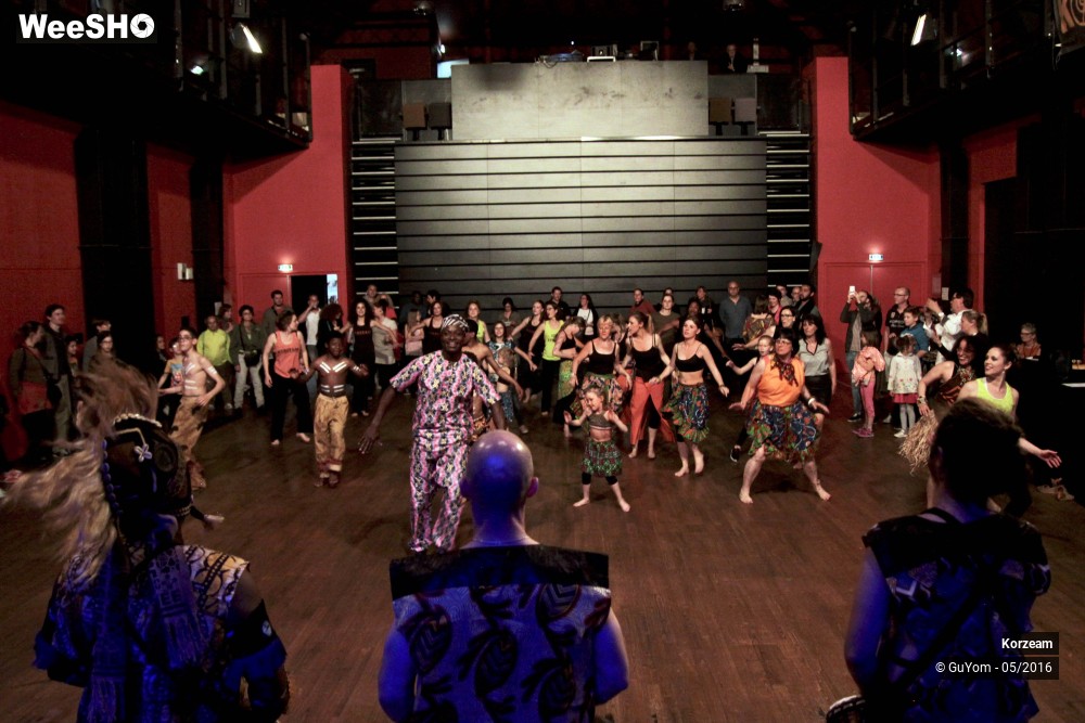 14/46 photos du spectacle Big Bal Africain Danse