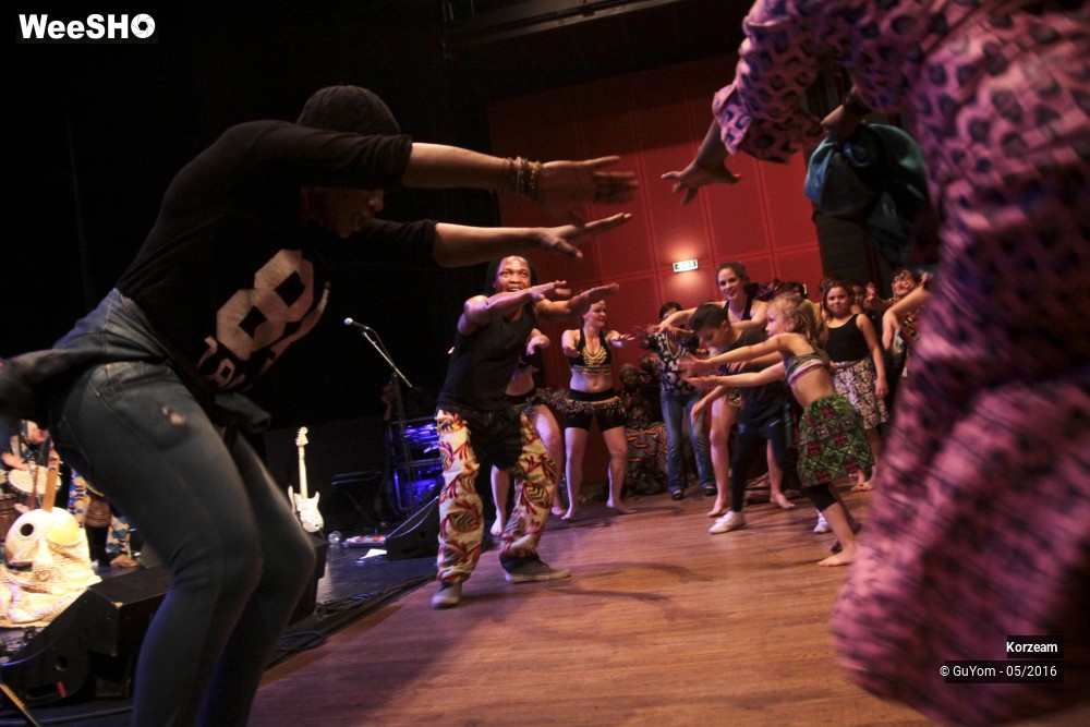 43/46 photos du spectacle Big Bal Africain Danse