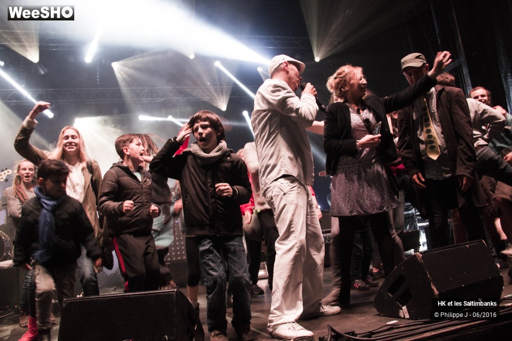 12/20 photos du spectacle HK et les Saltimbanks