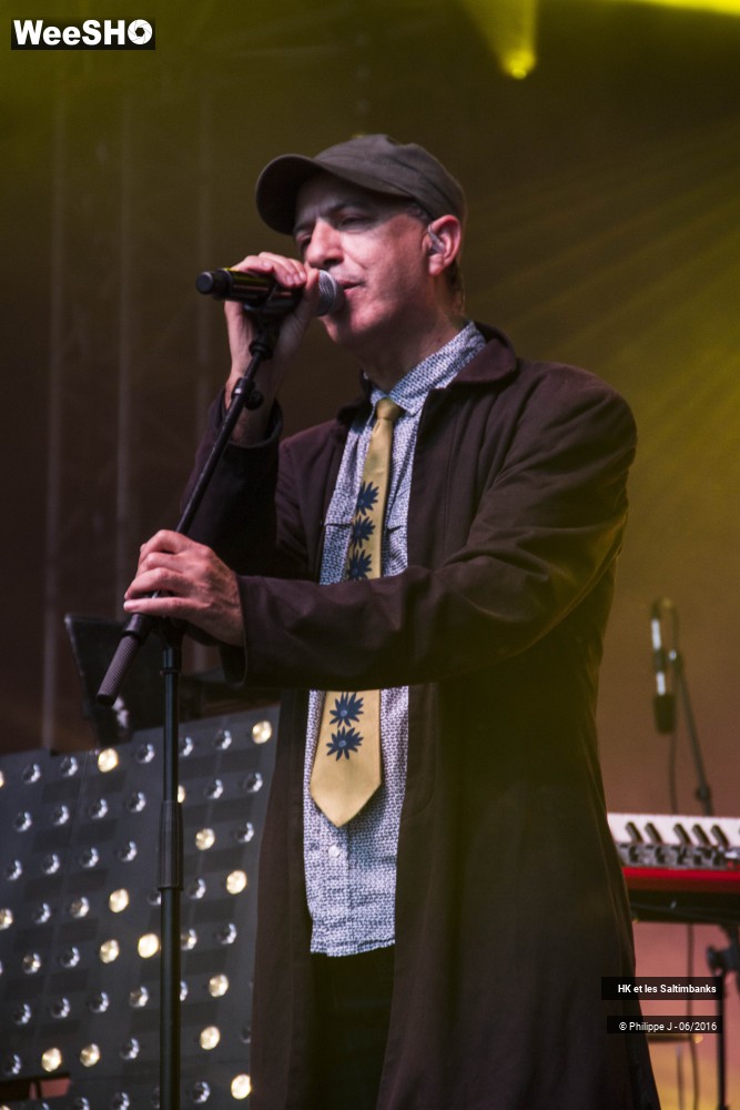16/20 photos du spectacle HK et les Saltimbanks