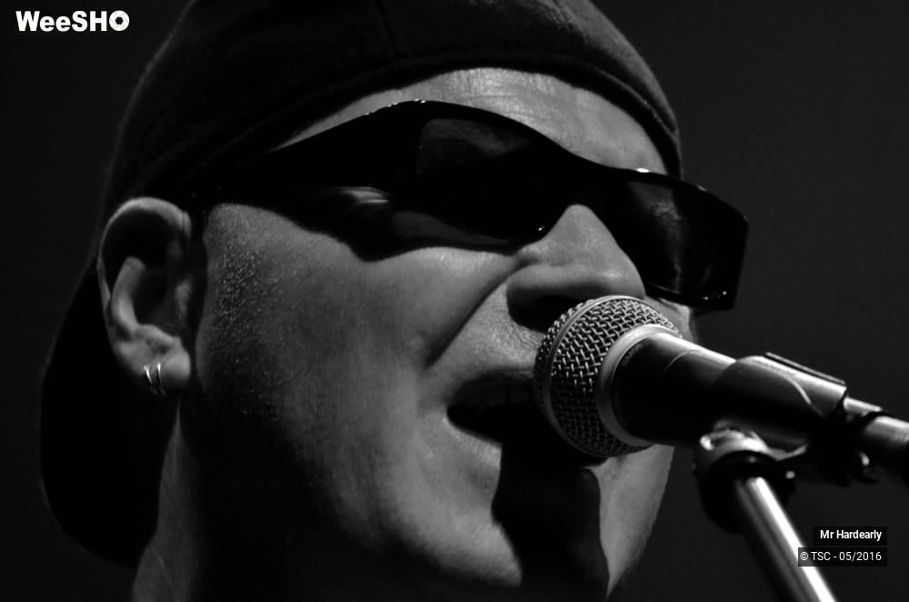 6/14 photos du spectacle Mr Hardearly