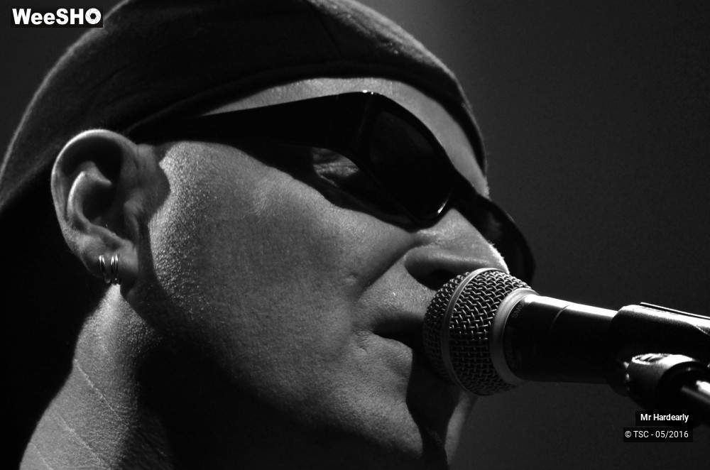 8/14 photos du spectacle Mr Hardearly
