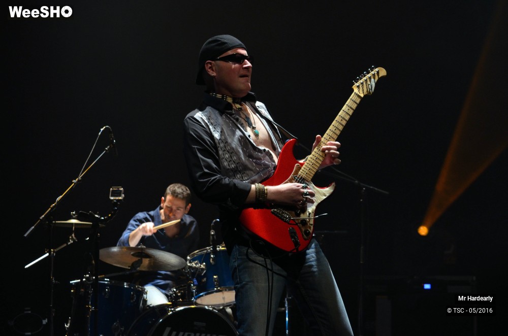 14/14 photos du spectacle Mr Hardearly