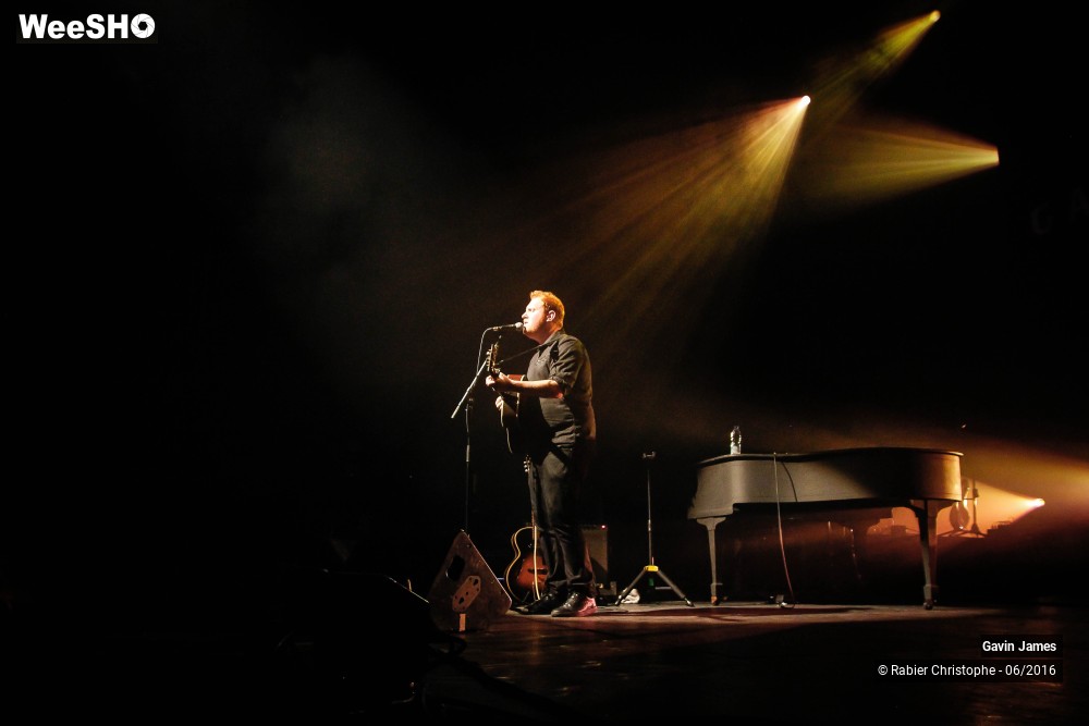 17/19 photos du spectacle Gavin James