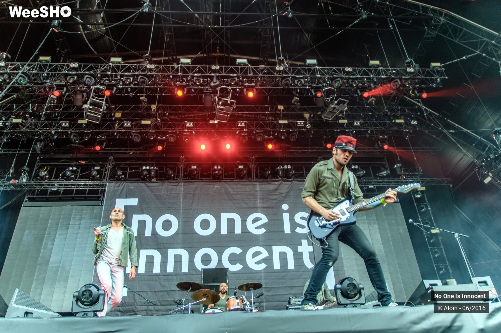 8/9 photos du spectacle No One Is Innocent