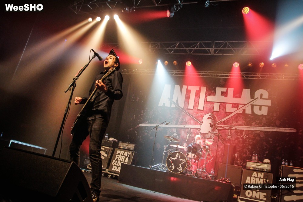 30/45 photos du spectacle Anti Flag