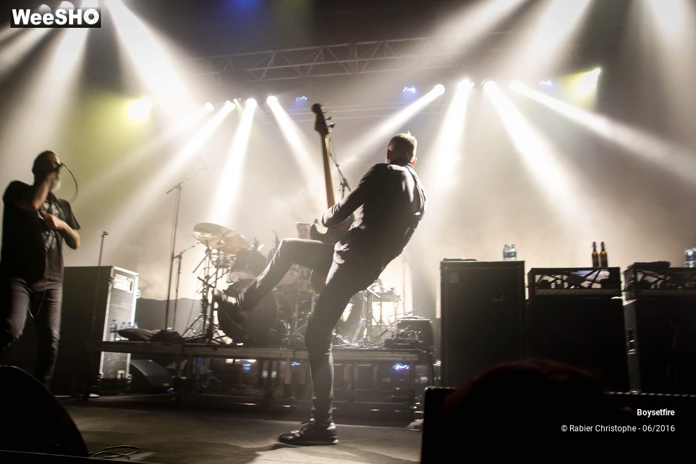 15/30 photos du spectacle Boysetfire