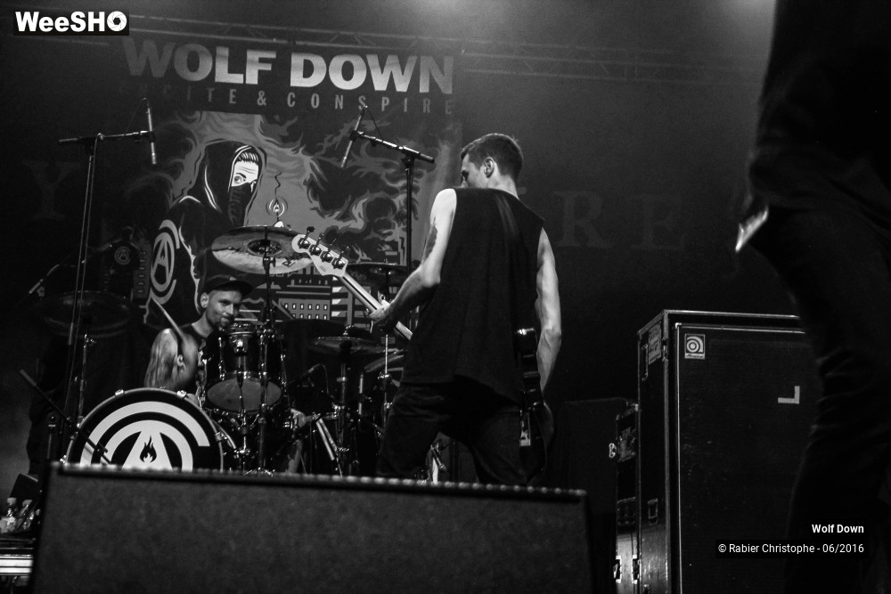 4/16 photos du spectacle Wolf  Down