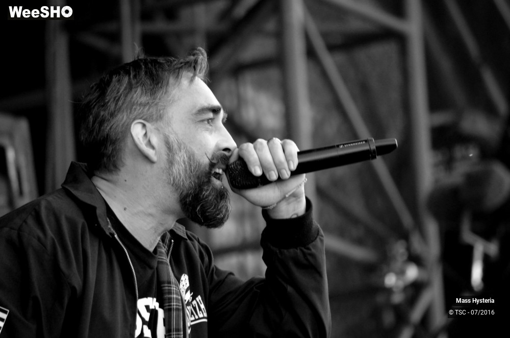 1/24 photos du spectacle Mass Hysteria