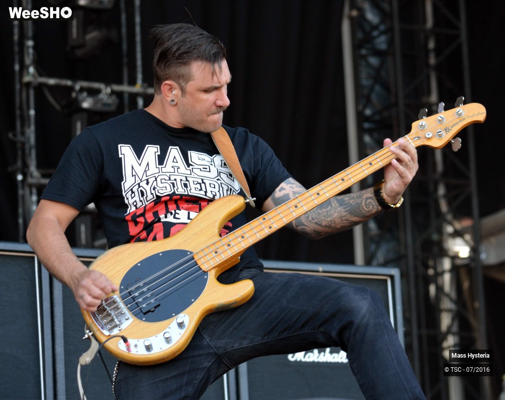 24/24 photos du spectacle Mass Hysteria
