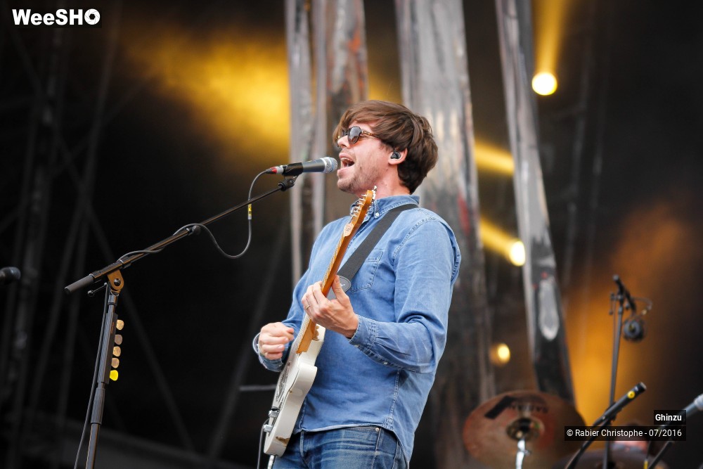 33/50 photos du spectacle Ghinzu