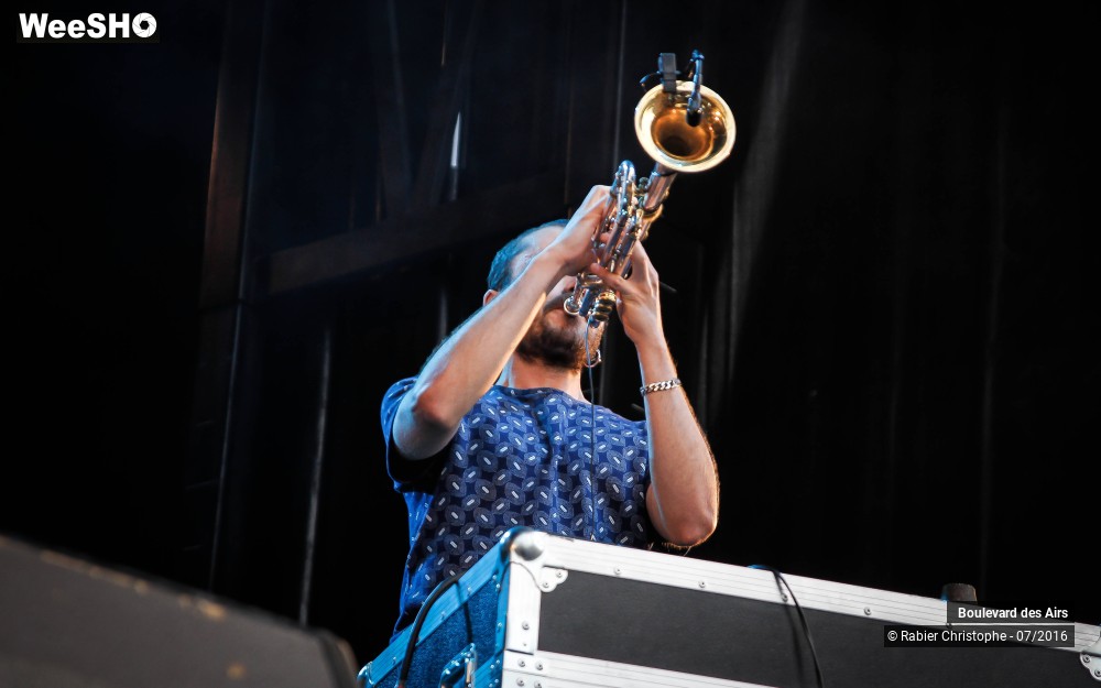25/46 photos du spectacle Boulevard des airs