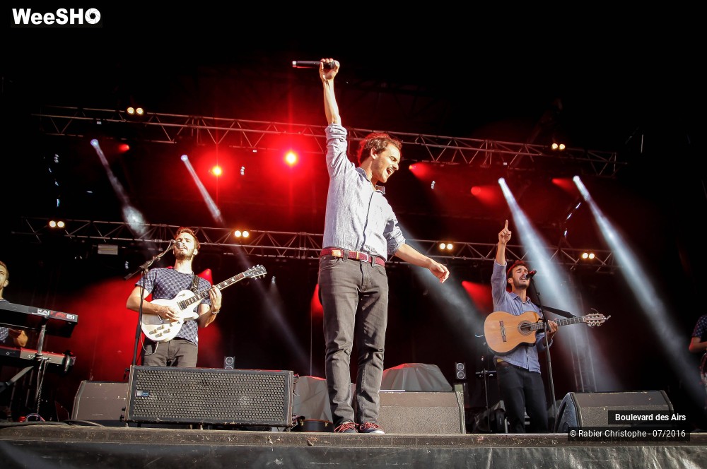 39/46 photos du spectacle Boulevard des airs
