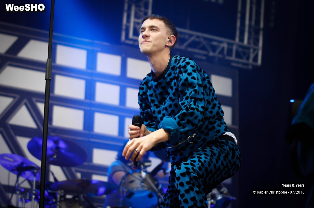 36/37 photos du spectacle Years & Years
