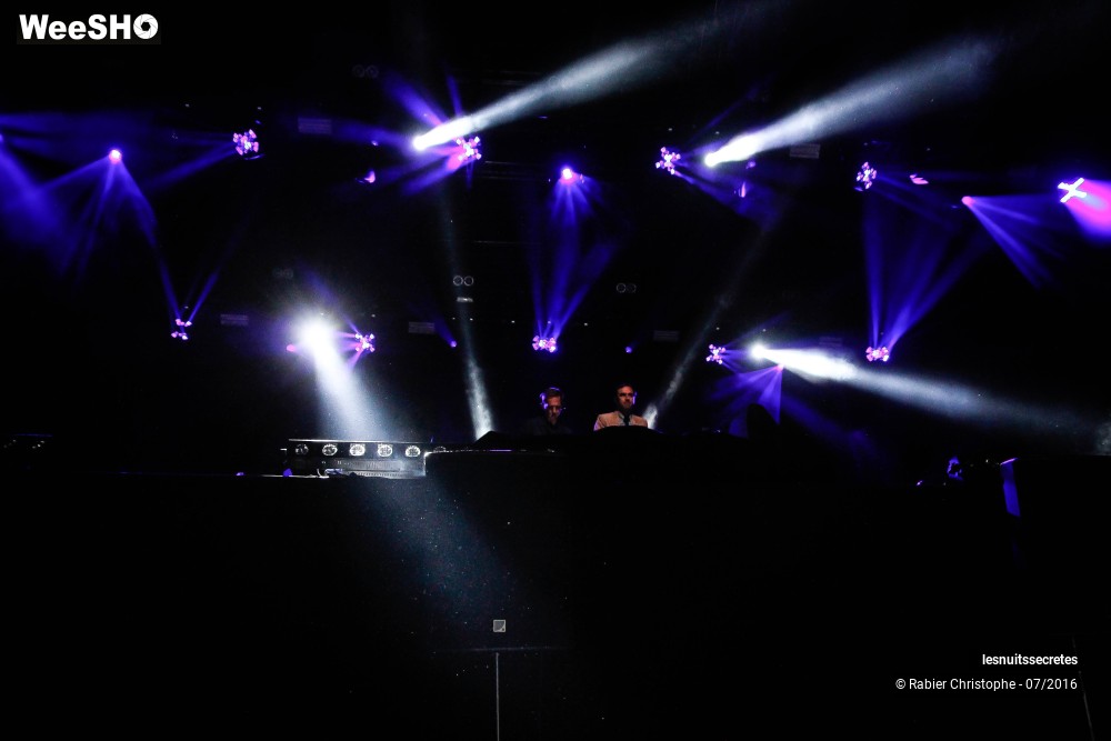 5/7 photos du spectacle 2 Many Dj's