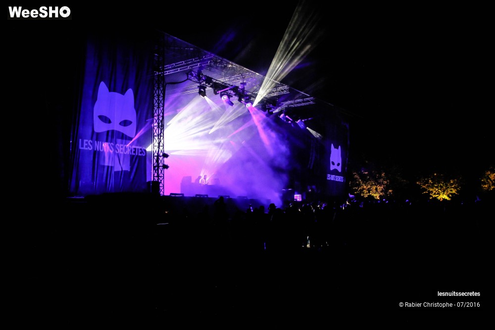 6/7 photos du spectacle 2 Many Dj's