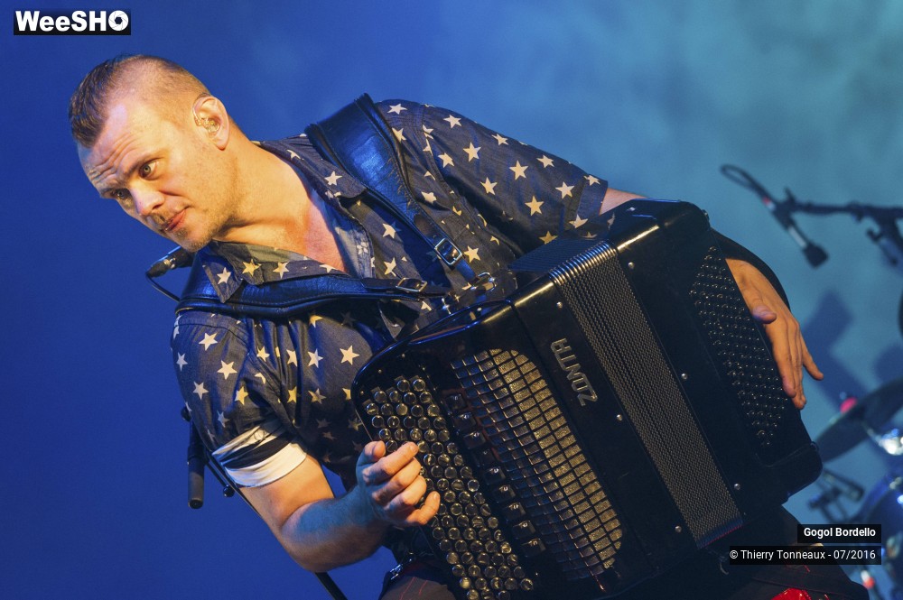 15/50 photos du spectacle Gogol Bordello 2