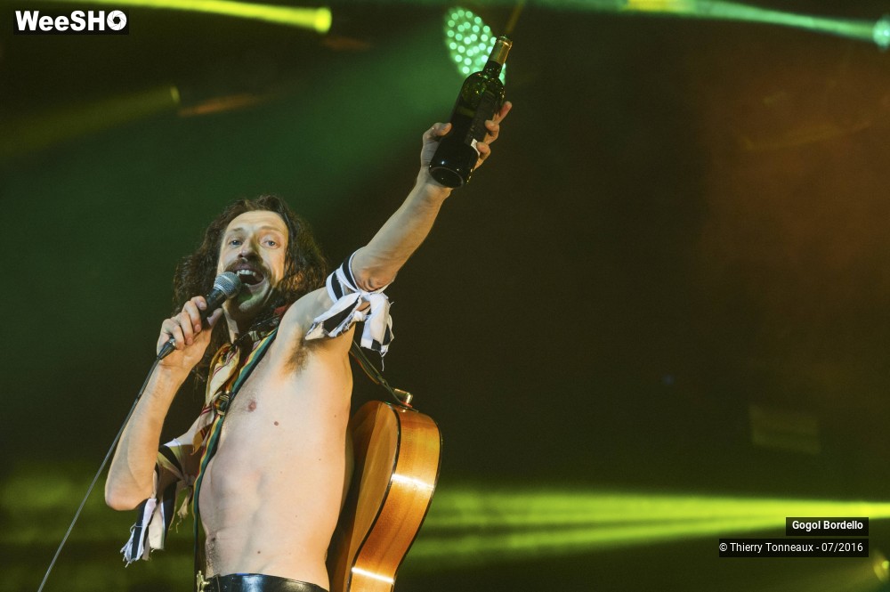 27/50 photos du spectacle Gogol Bordello 2