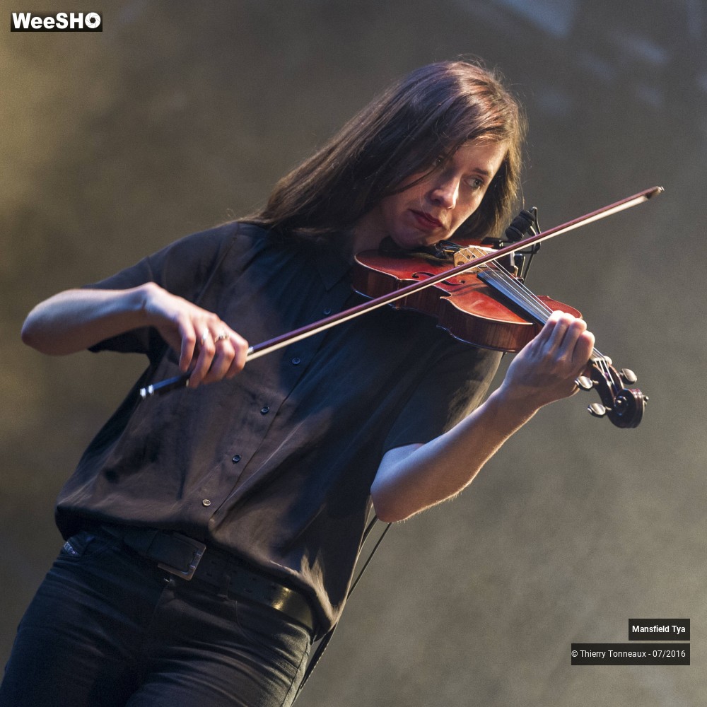 2/32 photos du spectacle Mansfield Tya