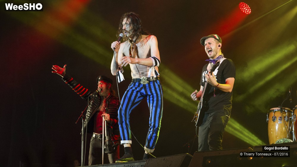 8/43 photos du spectacle Gogol Bordello 1