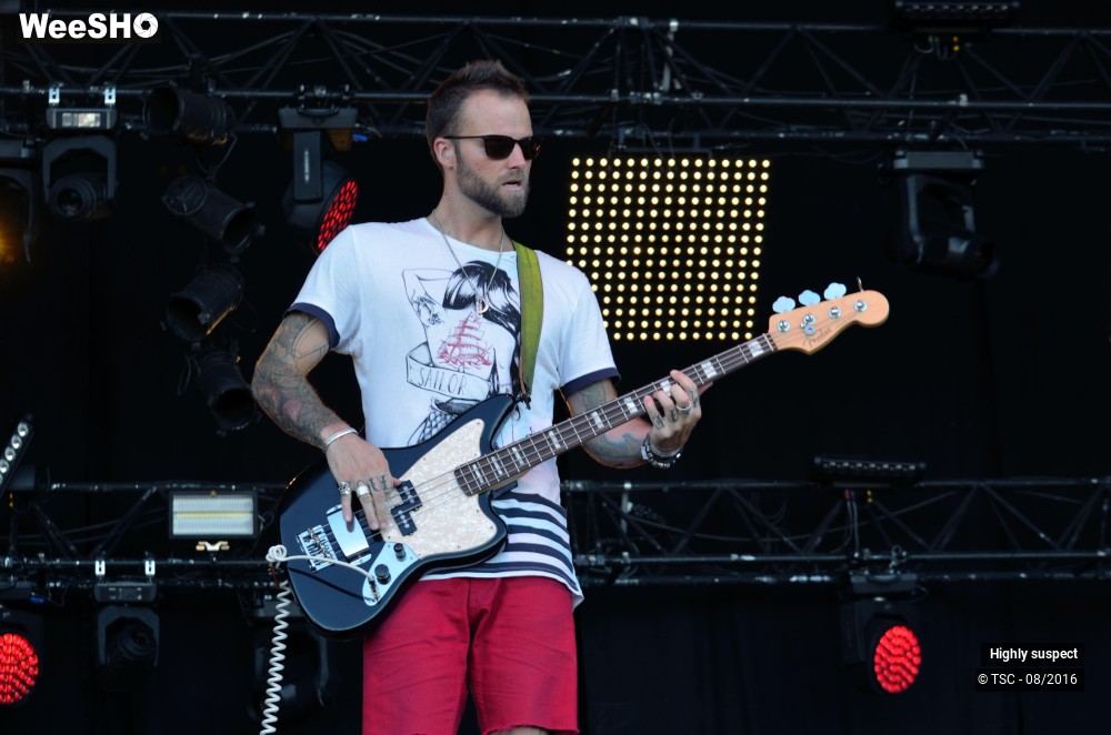 11/12 photos du spectacle Highly suspect