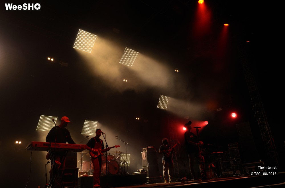 14/14 photos du spectacle The Internet