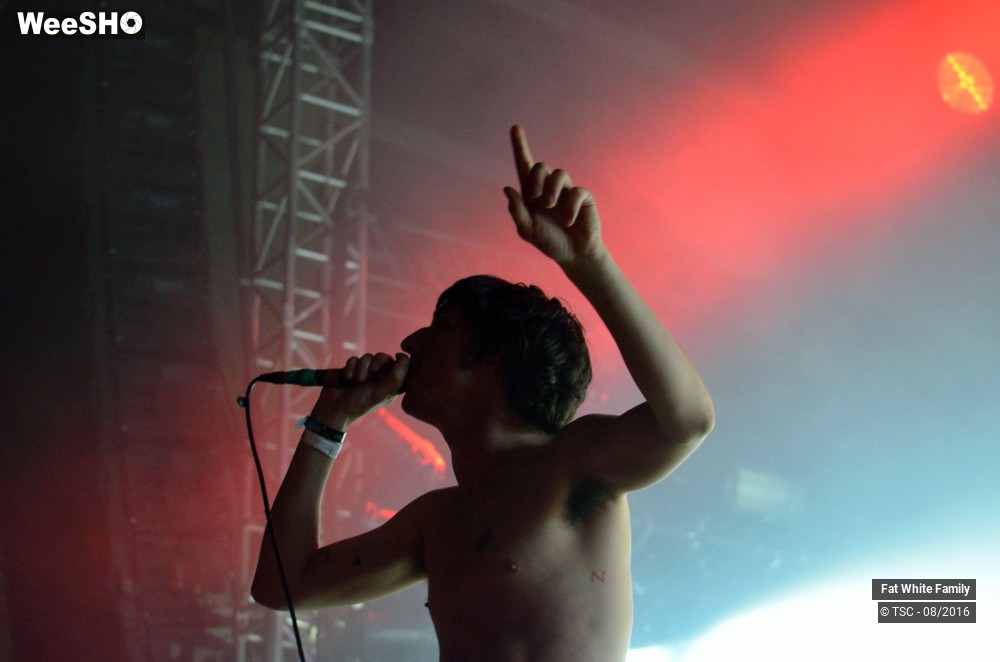 1/10 photos du spectacle Fat White Family