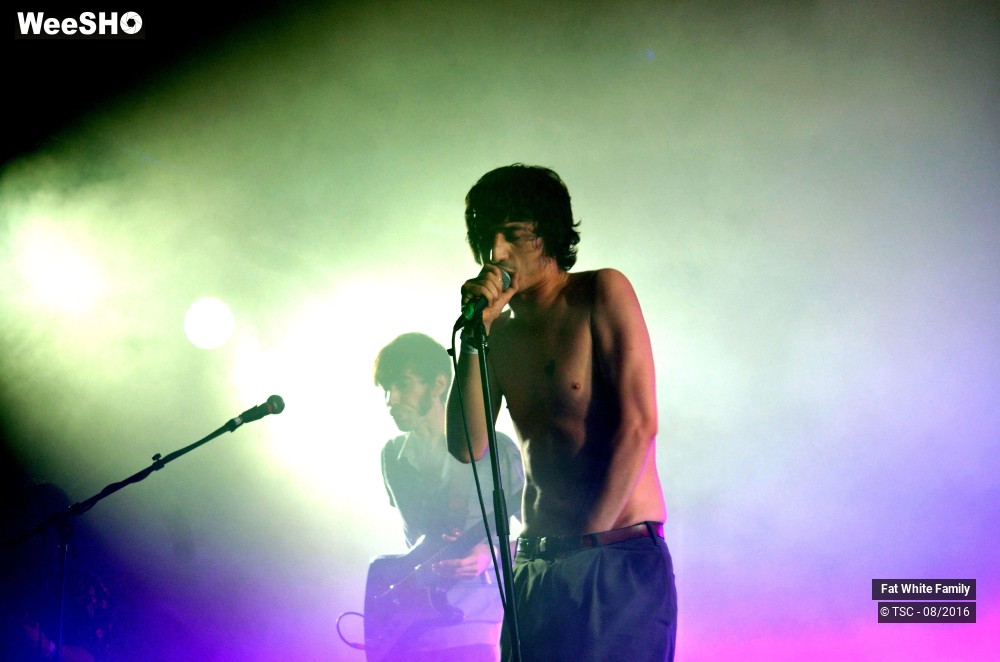 9/10 photos du spectacle Fat White Family