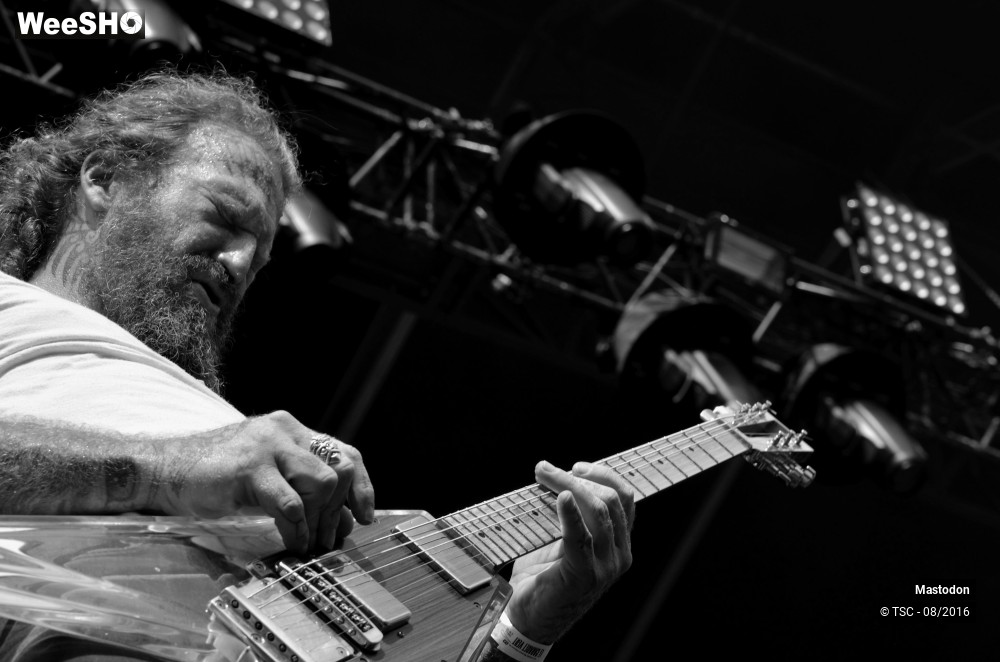 17/28 photos du spectacle Mastodon