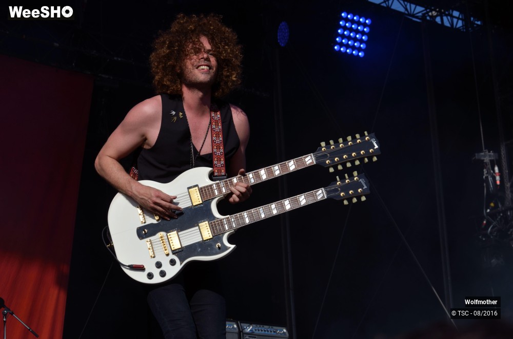 18/24 photos du spectacle Wolfmother