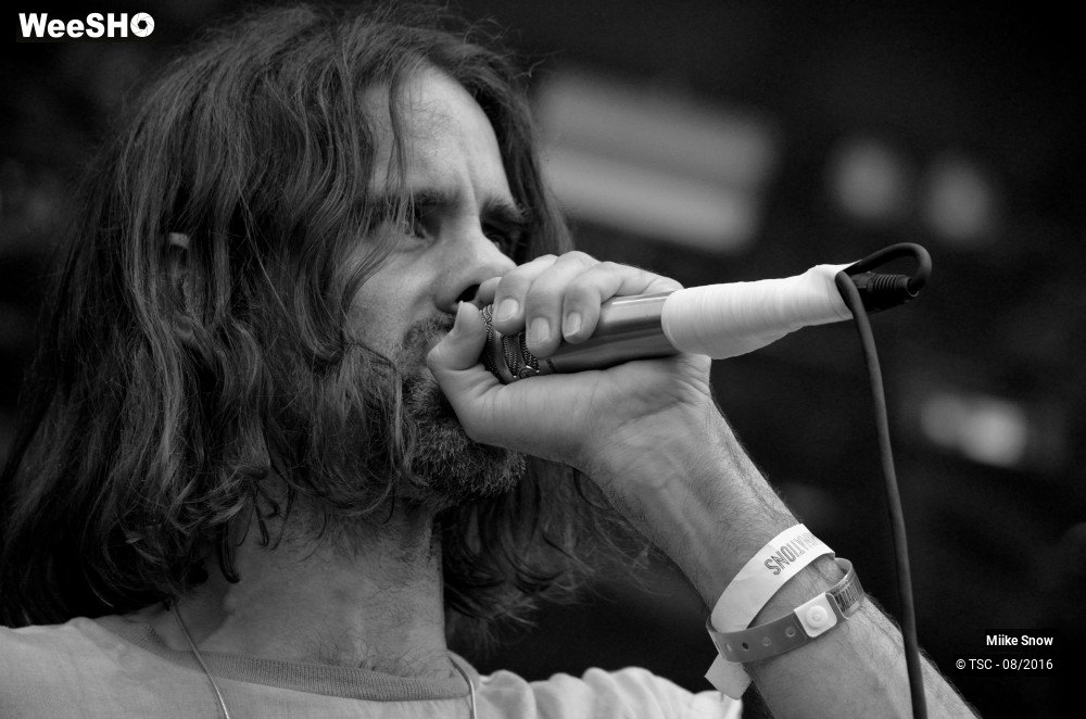 4/9 photos du spectacle Miike Snow