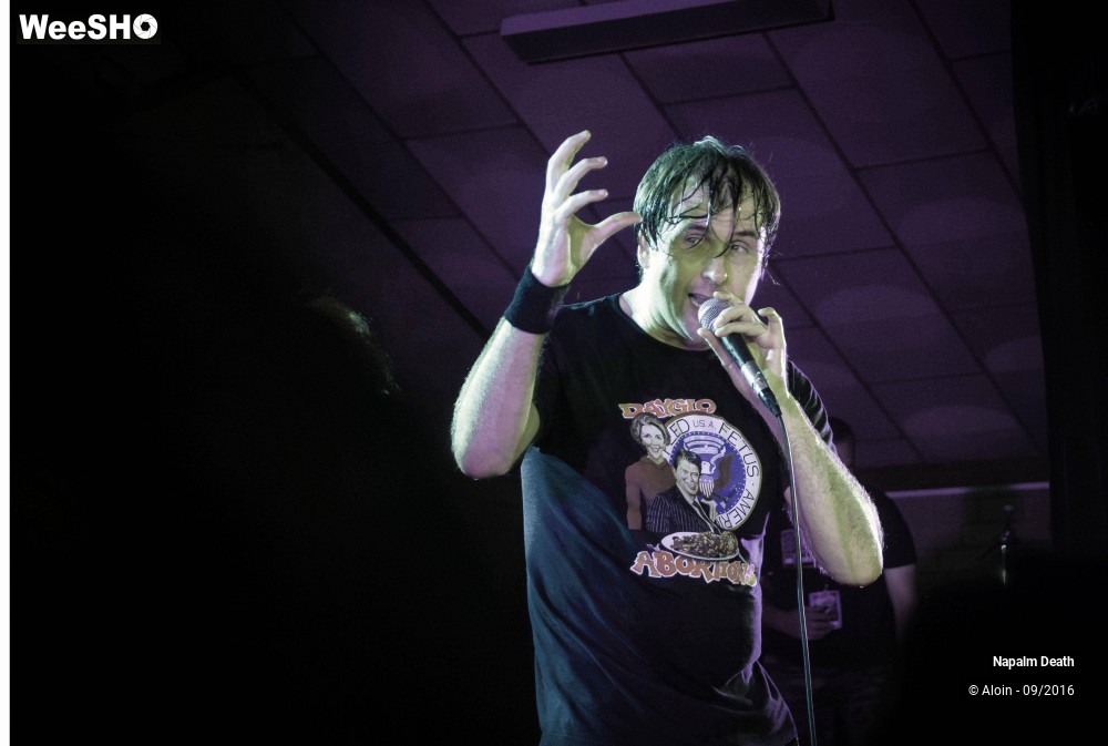 16/17 photos du spectacle Napalm death