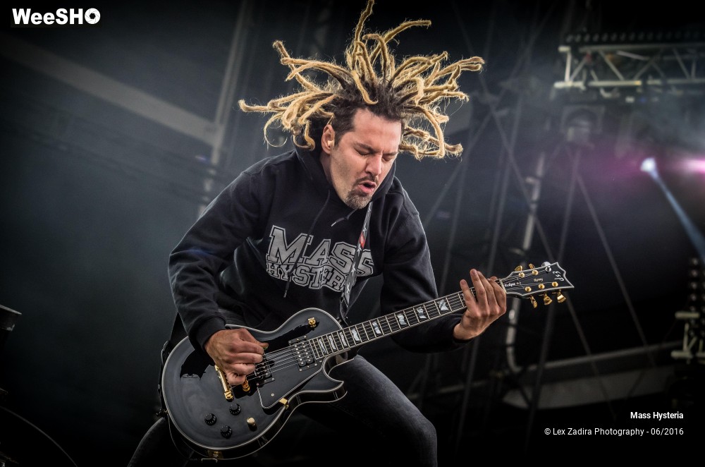 1/10 photos du spectacle Mass Hysteria