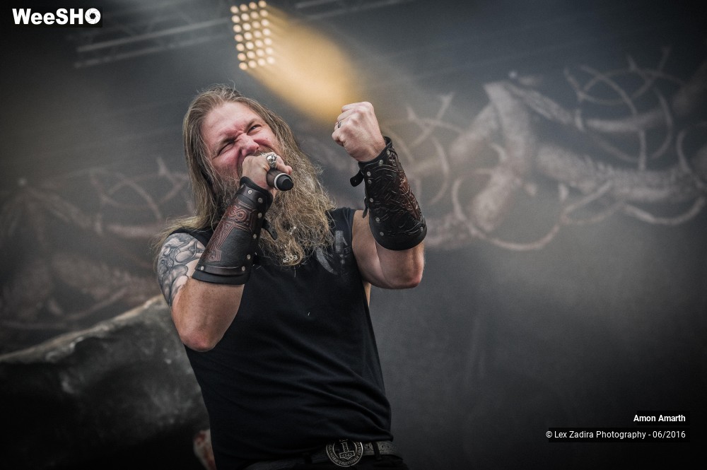 7/17 photos du spectacle Amon Amarth