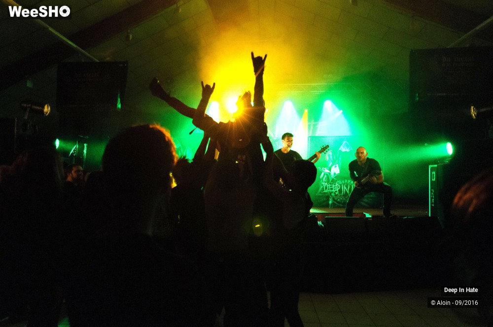 8/13 photos du spectacle Deep in hate