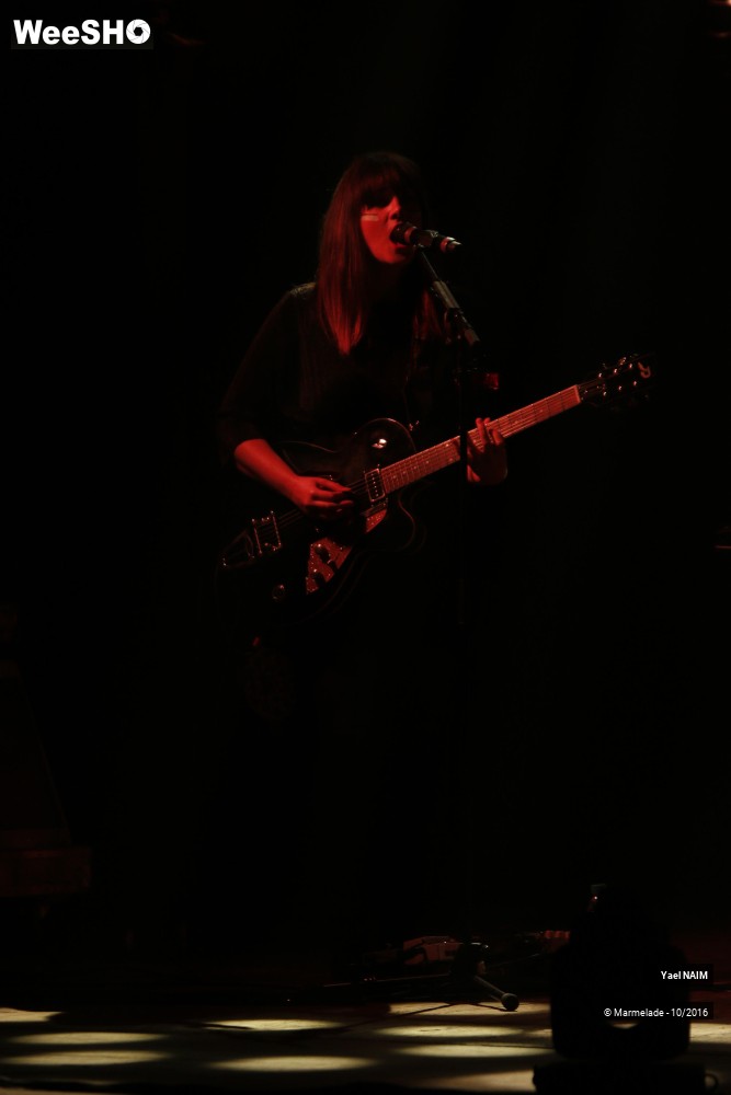 10/40 photos du spectacle Yael Naim