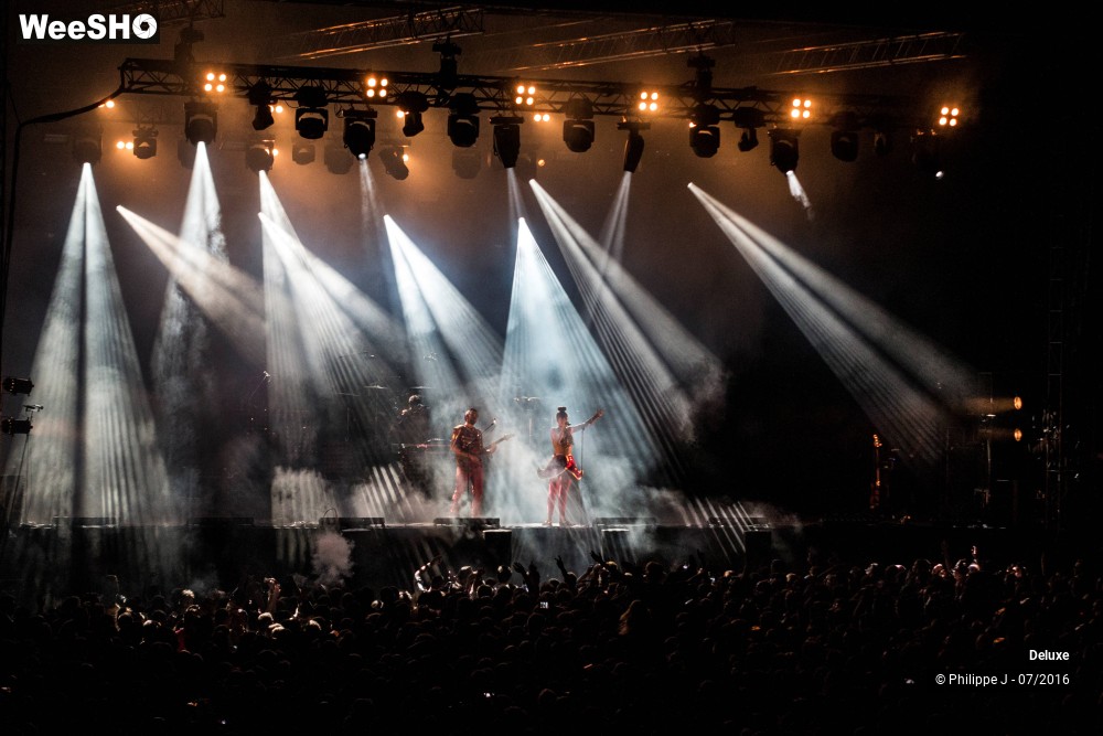 13/18 photos du spectacle Deluxe