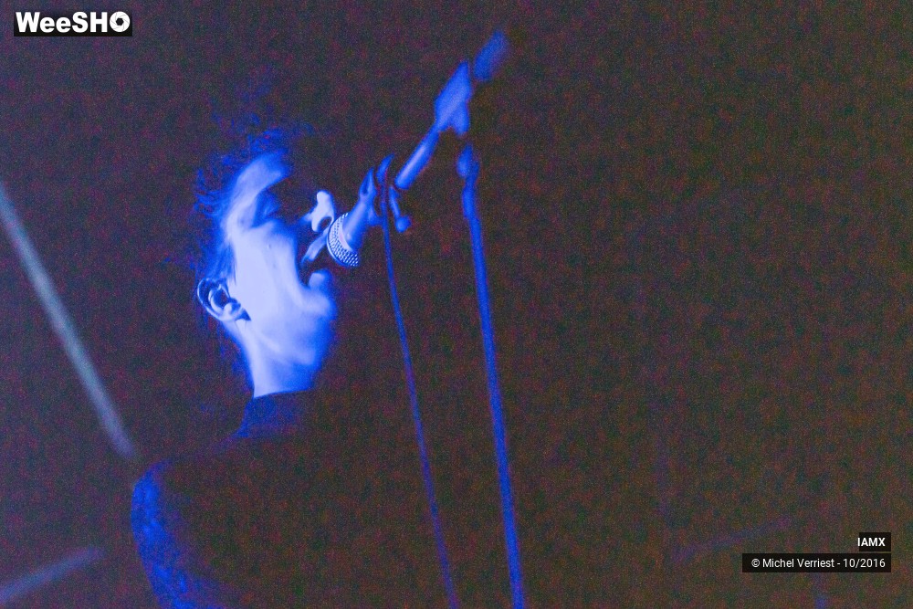 20/23 photos du spectacle IAMX
