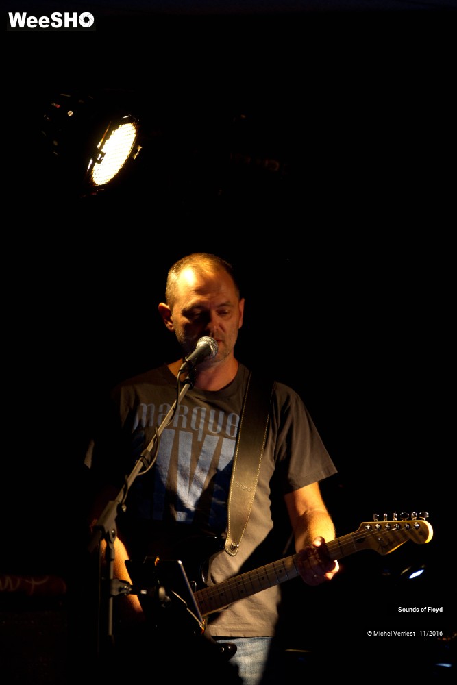 20/24 photos du spectacle Sounds of Floyd