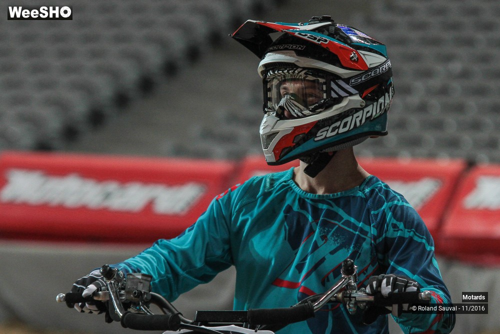 21/31 photos du spectacle les hommes et les femmes du supercross 2016