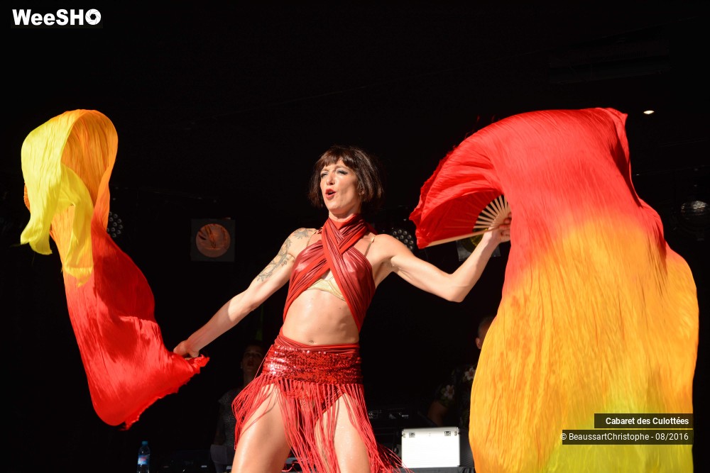 25/51 photos du spectacle Le Cabaret des Culottées