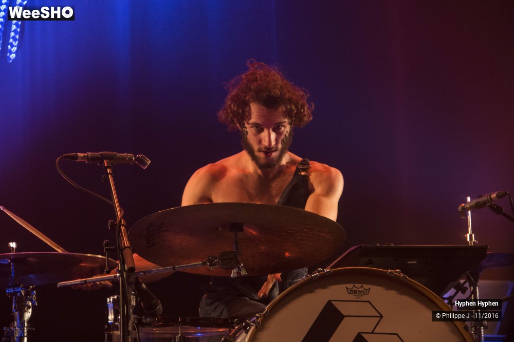1/20 photos du spectacle Hyphen Hyphen