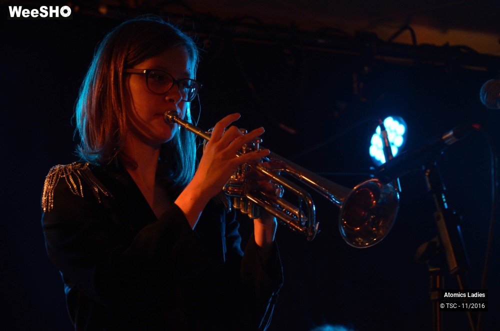 7/22 photos du spectacle Atomics Ladies