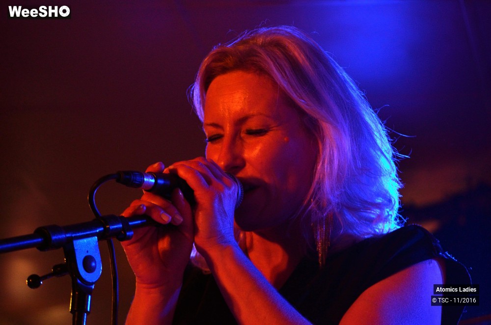 10/22 photos du spectacle Atomics Ladies