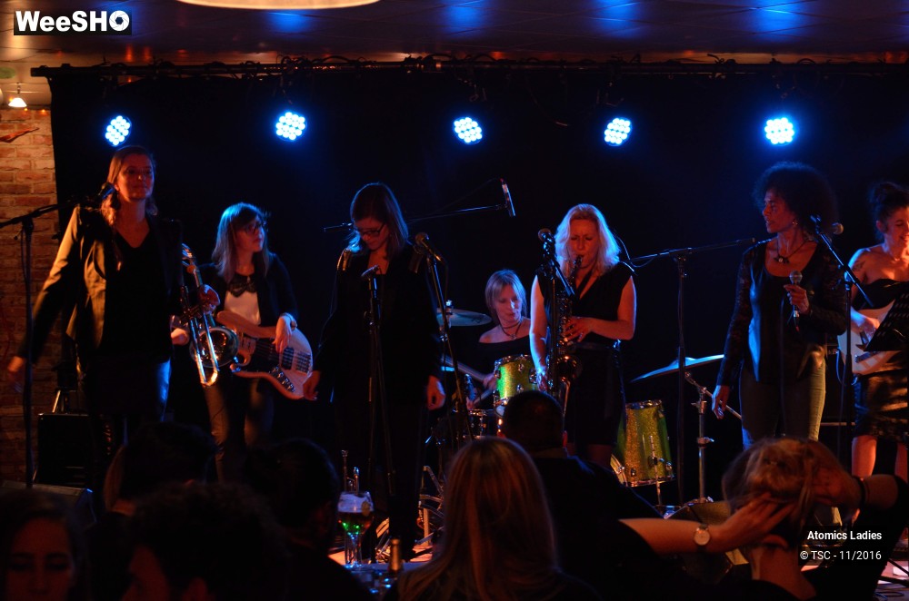 11/22 photos du spectacle Atomics Ladies