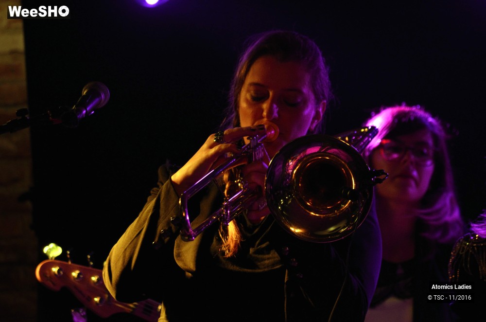 12/22 photos du spectacle Atomics Ladies