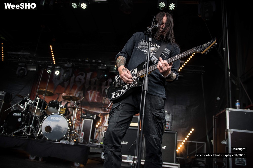 1/15 photos du spectacle Onslaught
